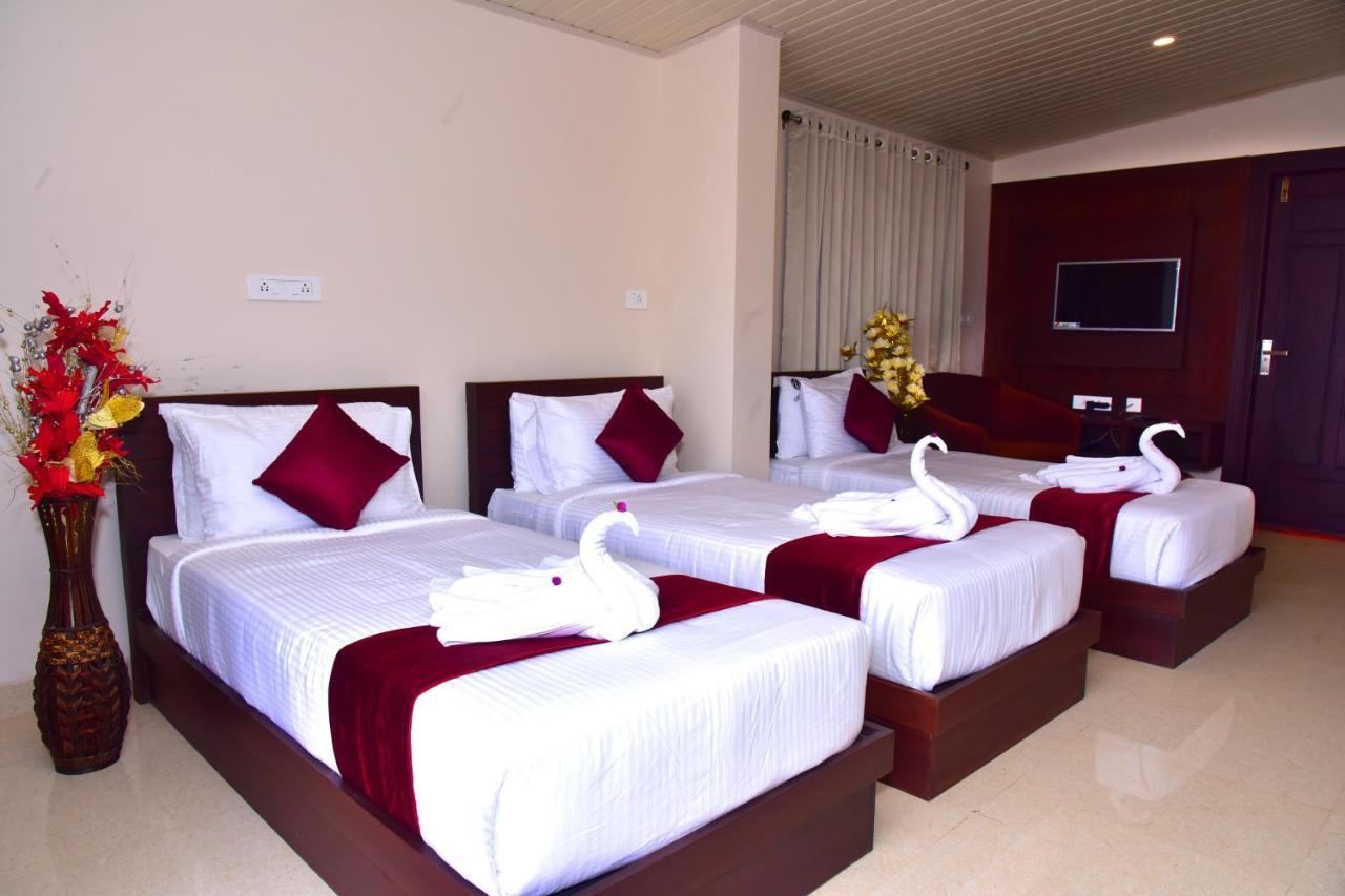 Hotel Coorg Palace มาดิเครี ภายนอก รูปภาพ