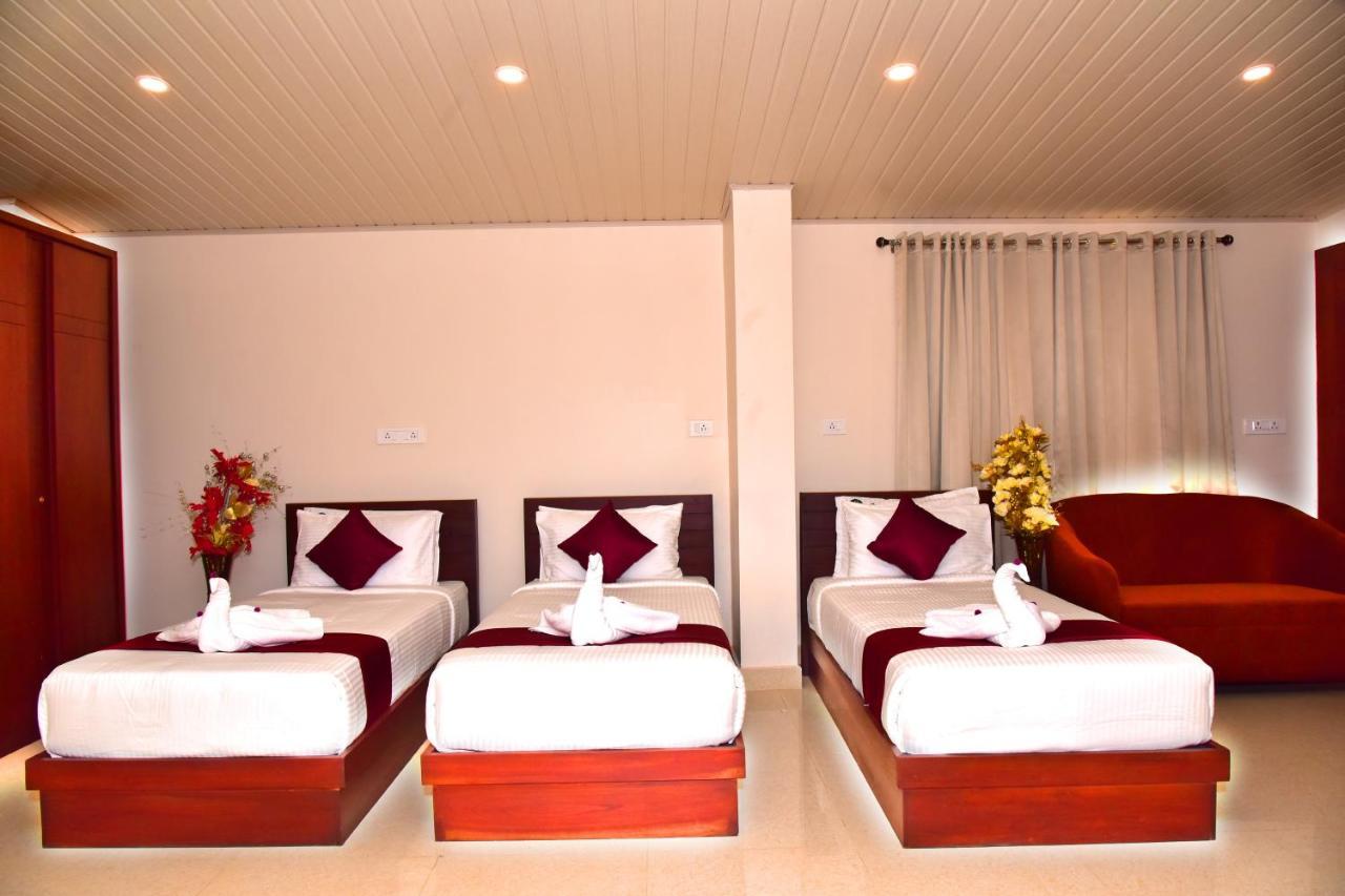 Hotel Coorg Palace มาดิเครี ภายนอก รูปภาพ