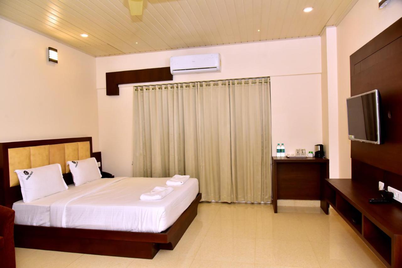 Hotel Coorg Palace มาดิเครี ภายนอก รูปภาพ