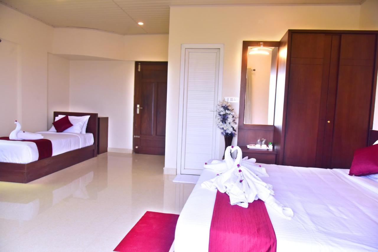 Hotel Coorg Palace มาดิเครี ภายนอก รูปภาพ