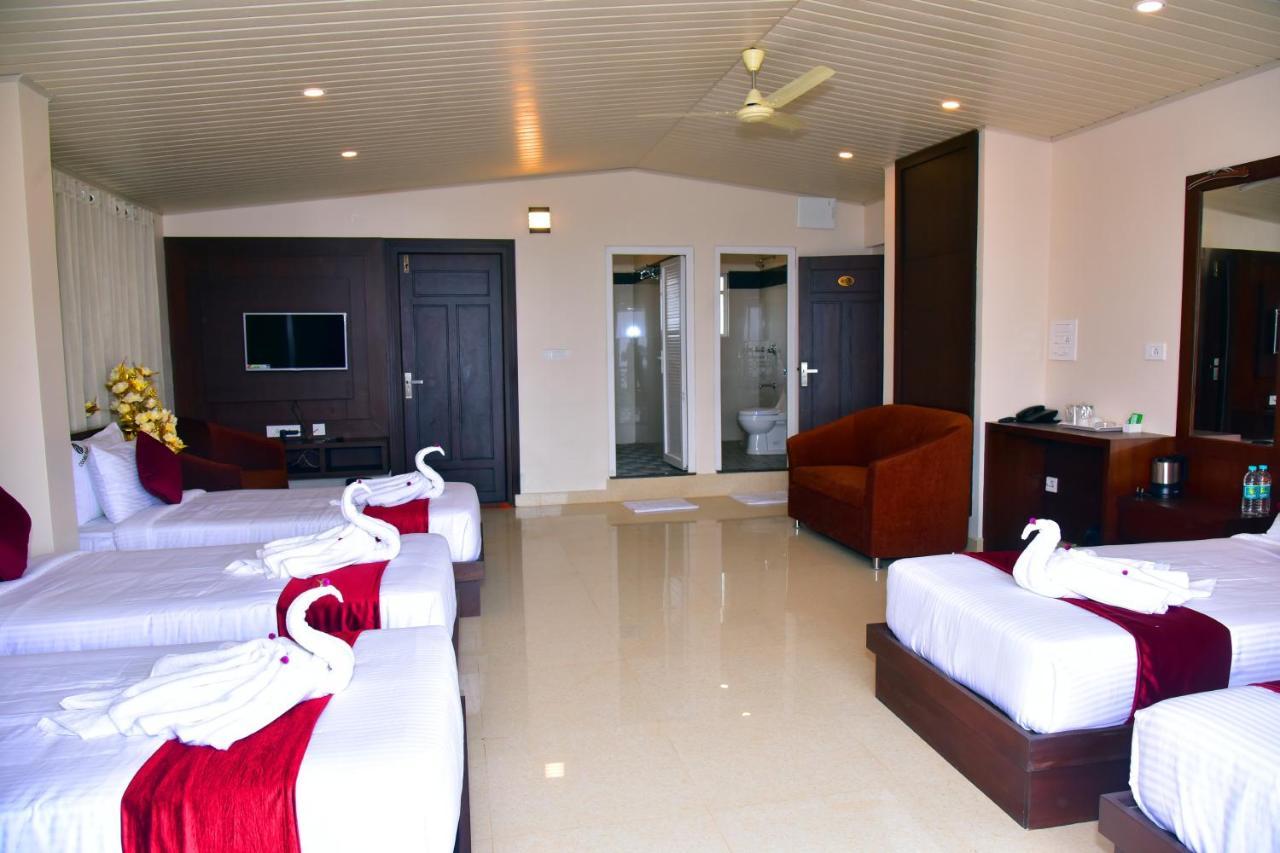 Hotel Coorg Palace มาดิเครี ภายนอก รูปภาพ